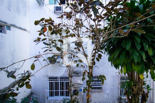 Vista da sala  de apartamento para alugar com 1 quarto, 55m² em Leblon, Rio de Janeiro