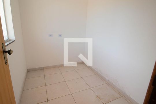 Apartamento para alugar com 2 quartos, 34m² em Jardim Maringa, São Paulo