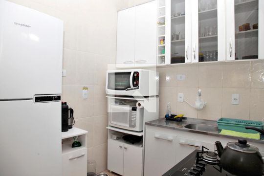 Cozinha de apartamento à venda com 2 quartos, 84m² em Centro Histórico, Porto Alegre