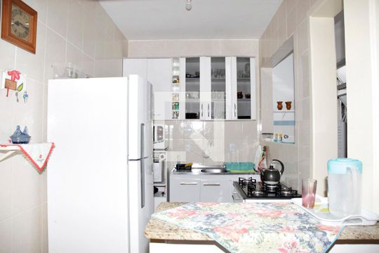 Cozinha de apartamento à venda com 2 quartos, 84m² em Centro Histórico, Porto Alegre