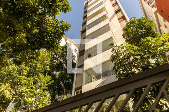 Fachada de apartamento para alugar com 1 quarto, 47m² em Santa Cecília, São Paulo