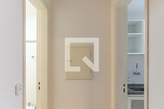 Corredor de apartamento para alugar com 1 quarto, 47m² em Santa Cecília, São Paulo