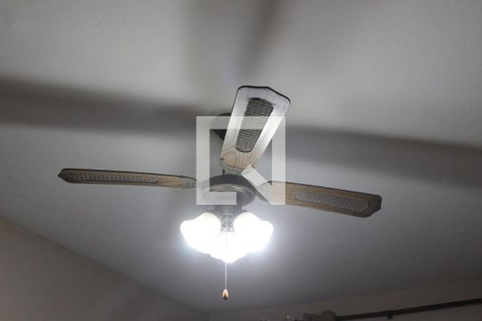 Sala de apartamento para alugar com 2 quartos, 81m² em Parque Sao Vicente, São Vicente