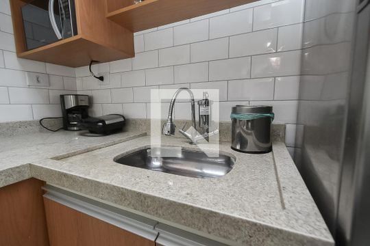 Cozinha de kitnet/studio para alugar com 1 quarto, 32m² em Centro, São Paulo