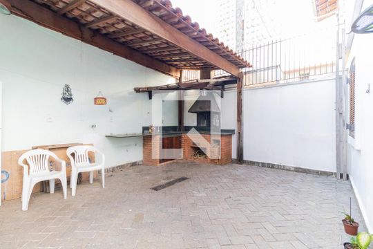 Quintal - Churrasqueira de casa para alugar com 4 quartos, 192m² em Cidade Ademar, São Paulo