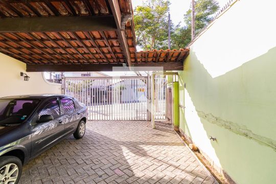 Garagem de casa para alugar com 4 quartos, 192m² em Cidade Ademar, São Paulo
