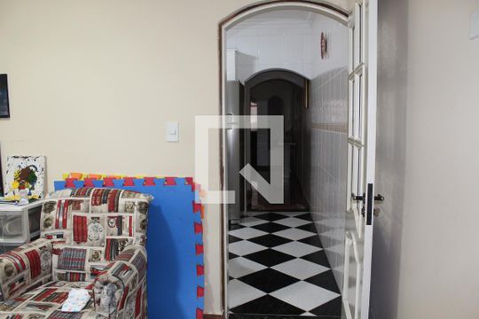 Suíte 1 de casa à venda com 4 quartos, 300m² em Vila Ré, São Paulo