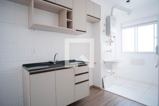 Cozinha de apartamento à venda com 2 quartos, 37m² em Cidade Patriarca, São Paulo