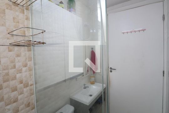 Banheiro de apartamento para alugar com 2 quartos, 41m² em Mato Grande, Canoas