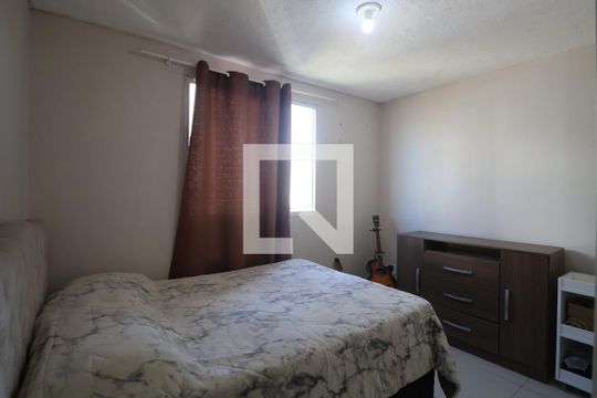 Quarto 1 de apartamento para alugar com 2 quartos, 41m² em Mato Grande, Canoas
