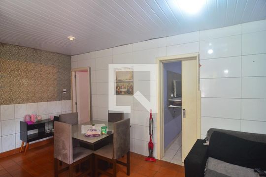 Casa à venda com 5 quartos, 500m² em Mathias Velho, Canoas