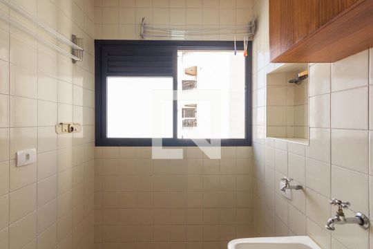 Área de Serviço de apartamento para alugar com 1 quarto, 39m² em Indianópolis, São Paulo
