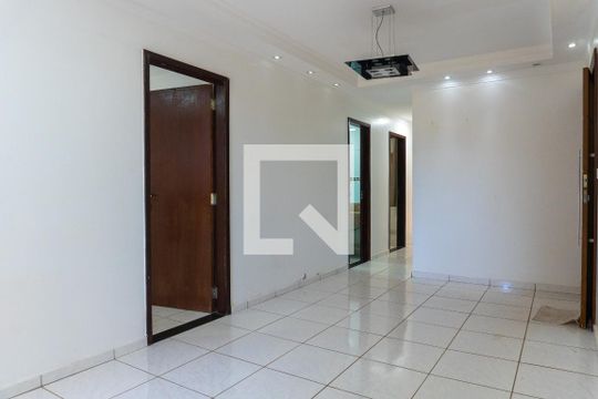 Sala de apartamento para alugar com 2 quartos, 128m² em Riacho Fundo Ii, Brasília
