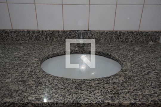 Banheiro de apartamento para alugar com 1 quarto, 84m² em Vila da Saúde, São Paulo