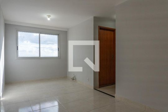 Sala de apartamento para alugar com 2 quartos, 51m² em Samambaia Sul (samambaia), Brasília