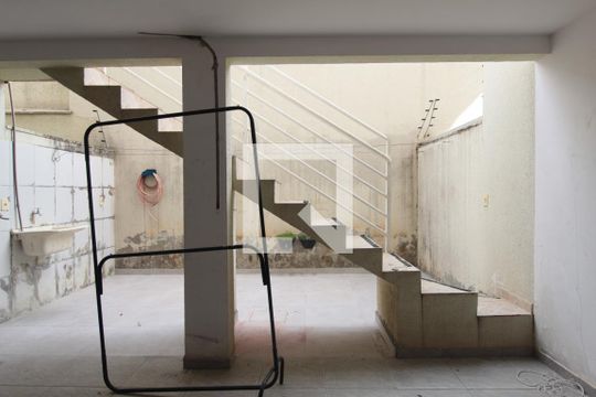 Área de Serviço de casa para alugar com 3 quartos, 125m² em Etelvina Carneiro, Belo Horizonte