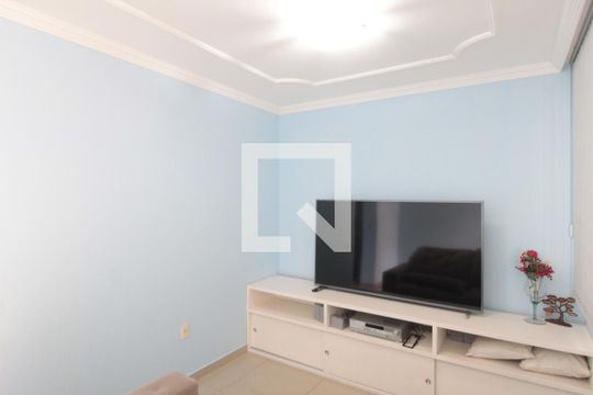 Sala de casa para alugar com 3 quartos, 125m² em Etelvina Carneiro, Belo Horizonte