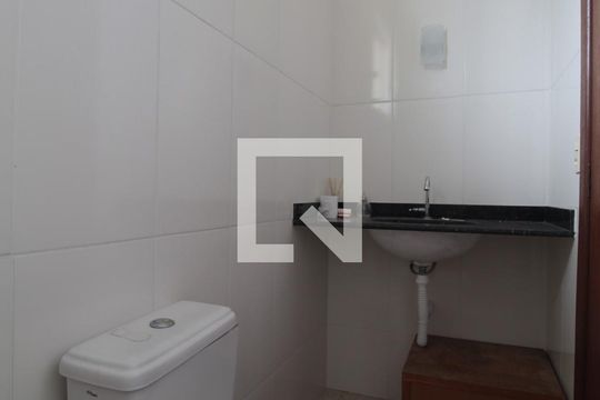 Banheiro da Suite de casa para alugar com 3 quartos, 125m² em Etelvina Carneiro, Belo Horizonte