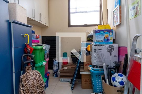 Lavanderia de apartamento à venda com 4 quartos, 350m² em Barra da Tijuca, Rio de Janeiro