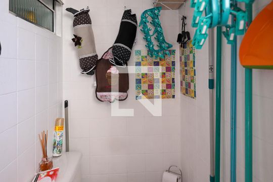 Cozinha de apartamento à venda com 2 quartos, 56m² em Vila Marte, São Paulo