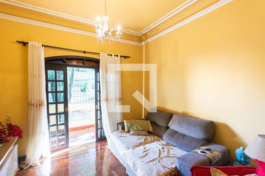 Sala de casa à venda com 4 quartos, 300m² em São Cristóvão, Rio de Janeiro