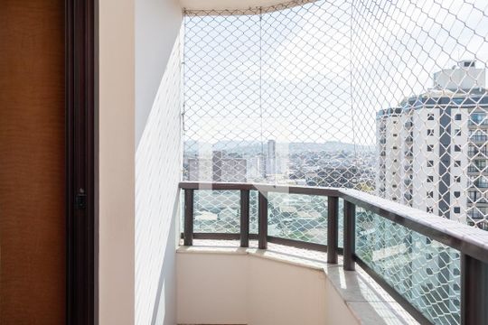 Varada de apartamento à venda com 4 quartos, 204m² em Vila Galvão, Guarulhos