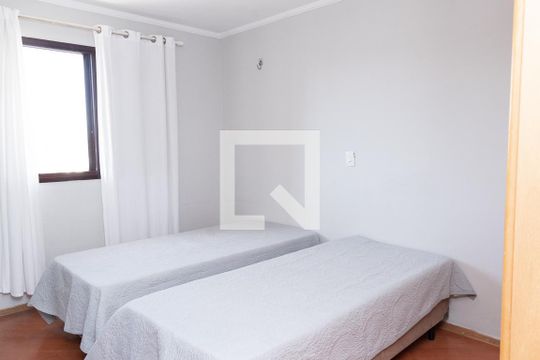 Quarto 1 de apartamento à venda com 4 quartos, 204m² em Vila Galvão, Guarulhos