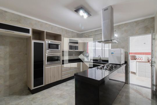 Cozinha de casa à venda com 3 quartos, 200m² em Jardim Divinolandia, Guarulhos