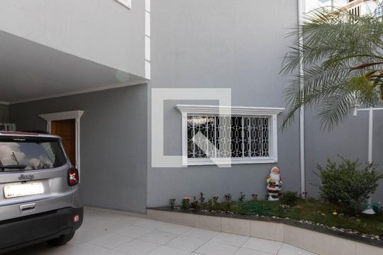 Garagem de casa à venda com 3 quartos, 200m² em Jardim Divinolandia, Guarulhos