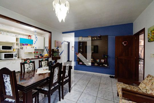 sala de casa à venda com 7 quartos, 280m² em Bairro Fátima, Canoas