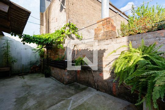 Área comum de casa à venda com 7 quartos, 280m² em Bairro Fátima, Canoas