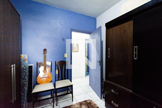 quarto 2 de casa à venda com 7 quartos, 280m² em Bairro Fátima, Canoas