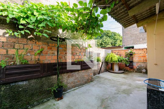 Área comum de casa à venda com 7 quartos, 280m² em Bairro Fátima, Canoas