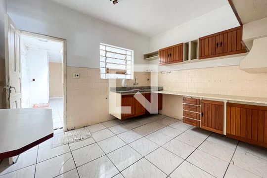 Cozinha de casa à venda com 3 quartos, 140m² em Bom Retiro, São Paulo
