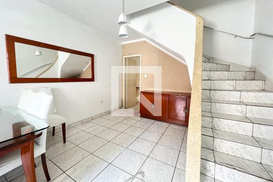 Sala de casa à venda com 3 quartos, 140m² em Bom Retiro, São Paulo