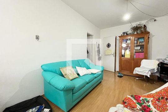 Sala de apartamento à venda com 2 quartos, 80m² em Vila Paulista, São Paulo