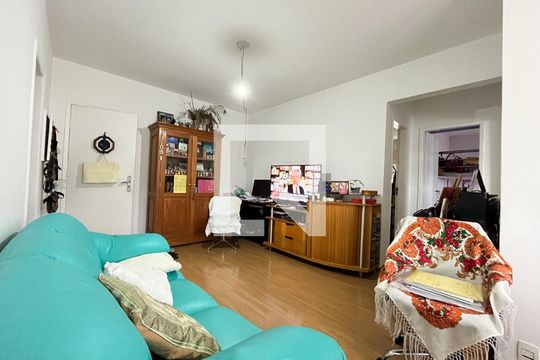 Sala de apartamento à venda com 2 quartos, 80m² em Vila Paulista, São Paulo