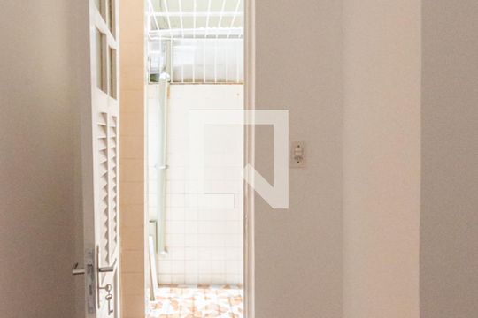 Quarto de Serviço de apartamento à venda com 2 quartos, 100m² em Grajau, Rio de Janeiro