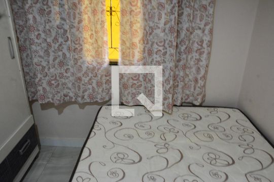 Quarto de casa para alugar com 1 quarto, 65m² em Jardim das Margaridas, Salvador