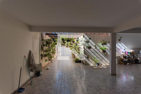 Garagem de casa à venda com 3 quartos, 300m² em Jardim Santa Lúcia, Campinas