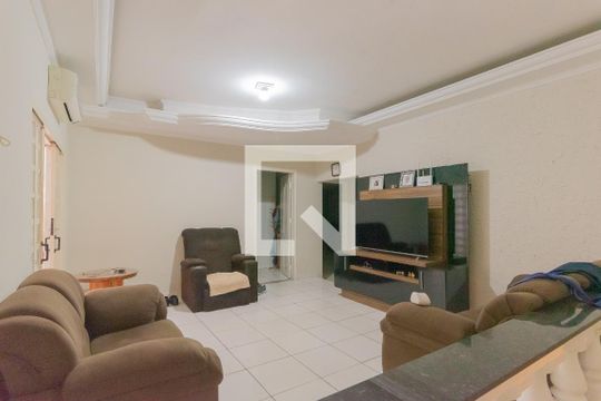 Casa à venda com 3 quartos, 300m² em Jardim Santa Lúcia, Campinas
