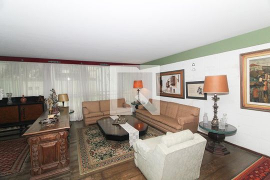 Casa para alugar com 3 quartos, 468m² em Sion, Belo Horizonte