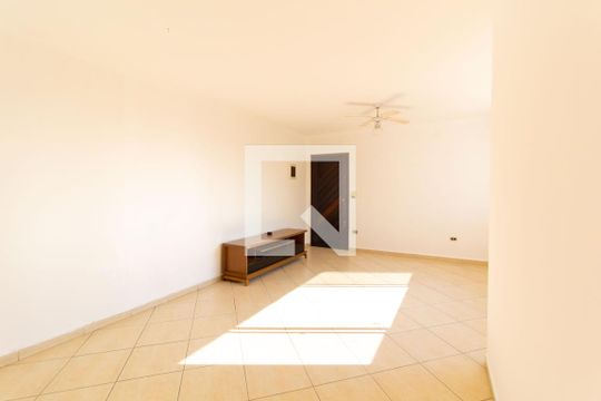 Sala de apartamento para alugar com 2 quartos, 70m² em Vila Beatriz, São Paulo