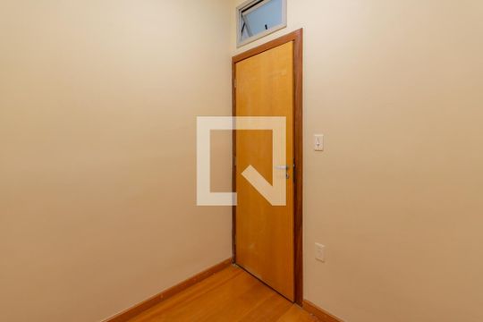 Quarto de Serviço de apartamento à venda com 3 quartos, 78m² em Itapoã, Belo Horizonte