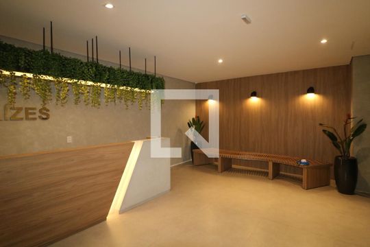 Hall de kitnet/studio para alugar com 1 quarto, 26m² em Jardim Independência, São Paulo