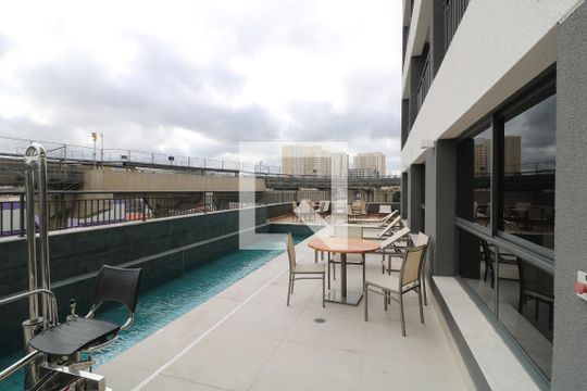 Área comum - Piscina de kitnet/studio para alugar com 1 quarto, 26m² em Jardim Independência, São Paulo