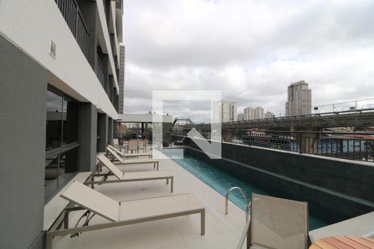 Área comum - Piscina de kitnet/studio para alugar com 1 quarto, 26m² em Jardim Independência, São Paulo