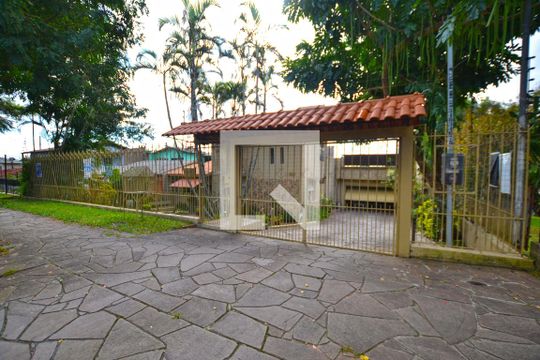 Fachada 1 de casa à venda com 3 quartos, 187m² em Santa Tereza, Porto Alegre