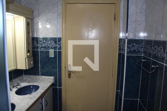 Banheiro de apartamento à venda com 3 quartos, 157m² em Campos Elíseos, São Paulo