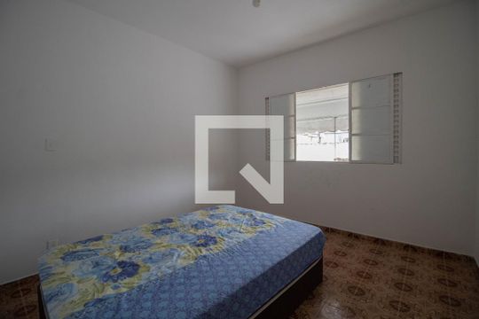 Quarto Suite (casa 1) de casa para alugar com 5 quartos, 180m² em Curicica, Rio de Janeiro